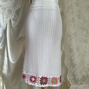 White Crochet Floral BCBG Generation Skirt